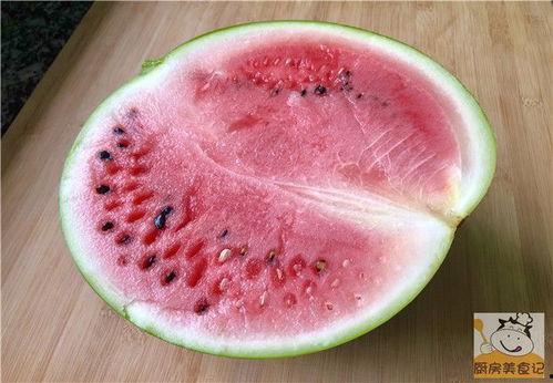 梦见朋友吃烂瓜,揭秘朋友吃烂瓜的神秘寓意